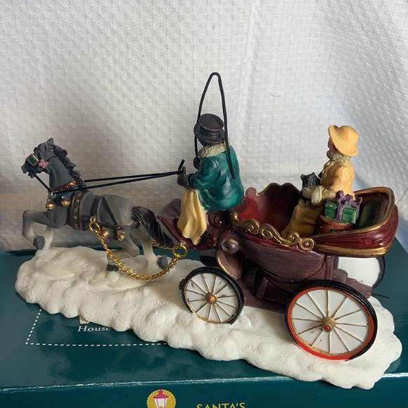 Santa’s Workbench - Carriage 2004 - Picture 4 of 5